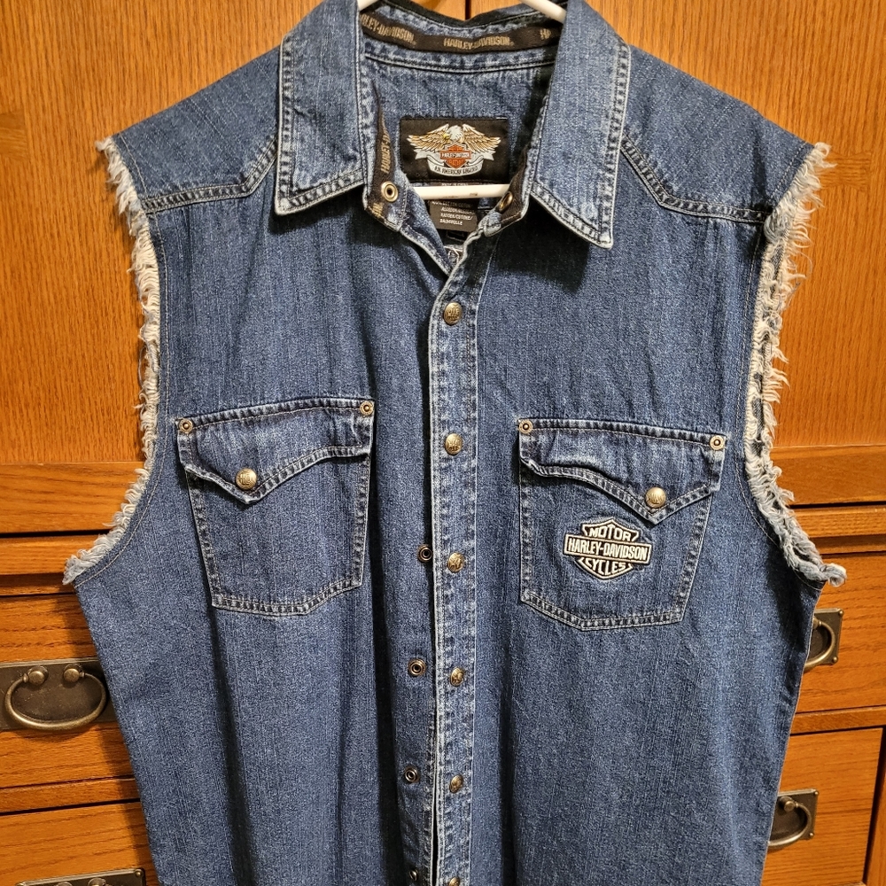 Men's blowout snap front shirt
